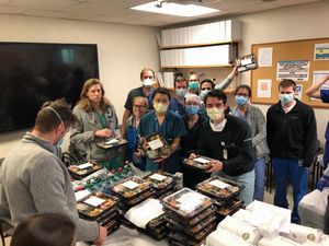 Distributing the bento boxes at Mount Sinai Hospital