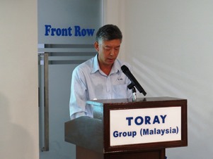 Omura delivers the opening speech