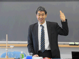 Koto Municipal Ariake Nishi Gakuen, Tokyo (lecturer: Tomohiro Hasegawa, Advanced Composites Marketing 2nd Dept.)