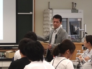 Lecture by Minegishi