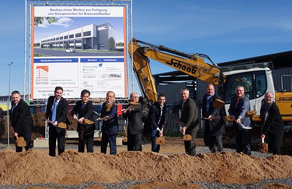 The mayor of Alzenau (6th from Left) at the groundbreaking ceremony for the factory of Greenerity GmbH Dr. Tetsuya Goto; managing director Greenerity (4th from Left ), Yasuo Suga; Chief Representative for Europe, Toray Industries, Inc. (5th from Left.), Dr. Holger Dziallas; managing director, Greenerity (7th from Left)