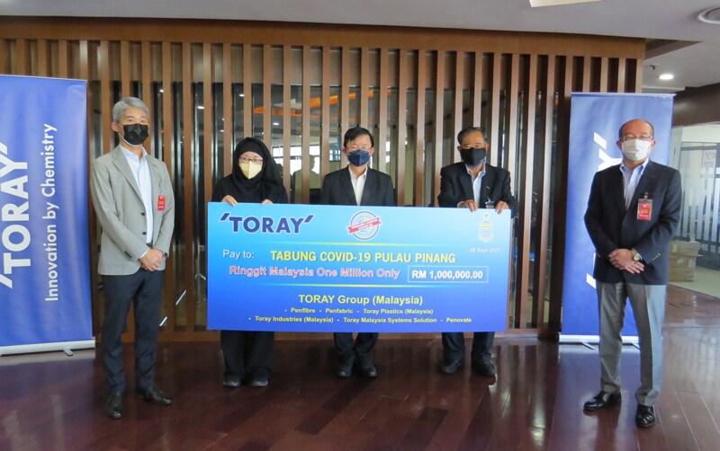 Donation of hand sanitizer to the local council (Toray Industries (Malaysia) Sdn. Berhad)