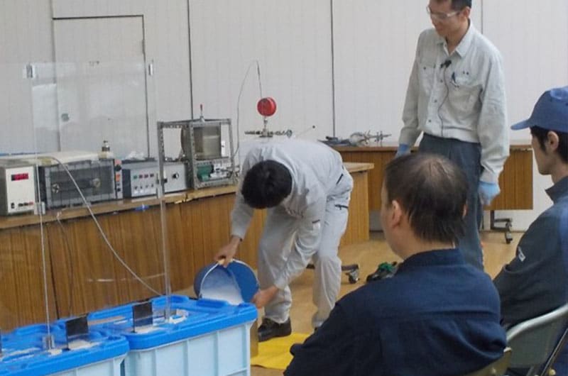 Demonstrating the danger of fires and explosions at Gifu Plant (Toray Industries, Inc.)